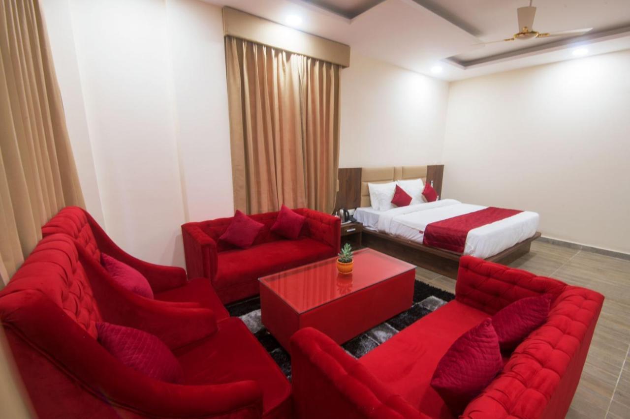 Shivaay Morex- A Vegetarian Hotel Dharamshala Exterior foto