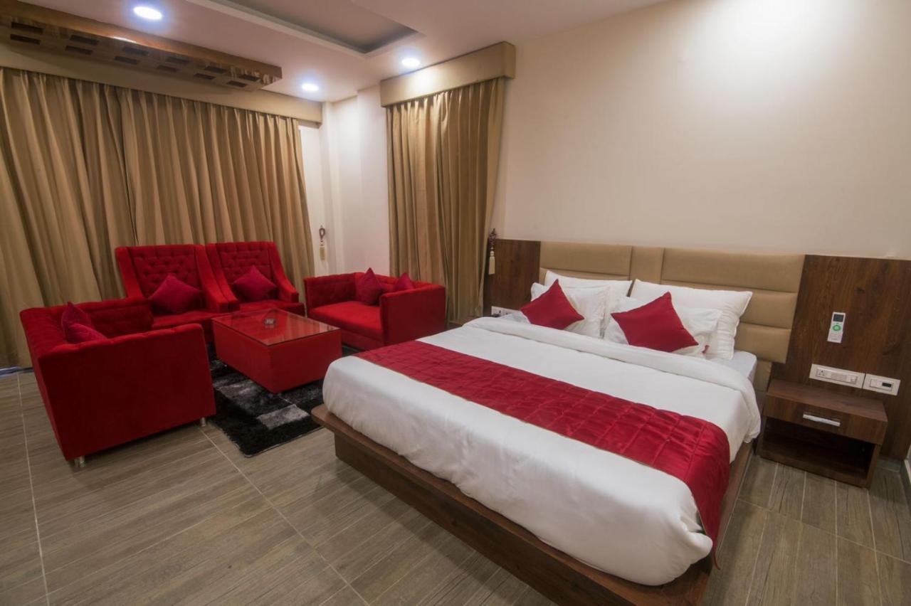 Shivaay Morex- A Vegetarian Hotel Dharamshala Exterior foto